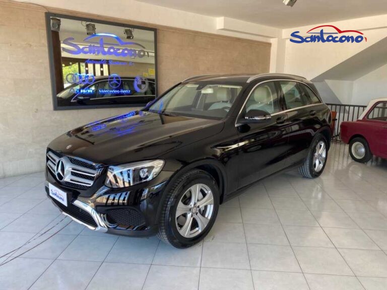 Mercedes-GLC-220-1
